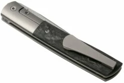 Böker Plus Urban Trapper Premium, Carbonfiber, 01BO613 Couteau De Poche 12 Böker Plus Urban Trapper Premium, Carbonfiber, 01BO613 Couteau De Poche -KNIVESANDTOOLS Magasin BO01BO613 04 boker