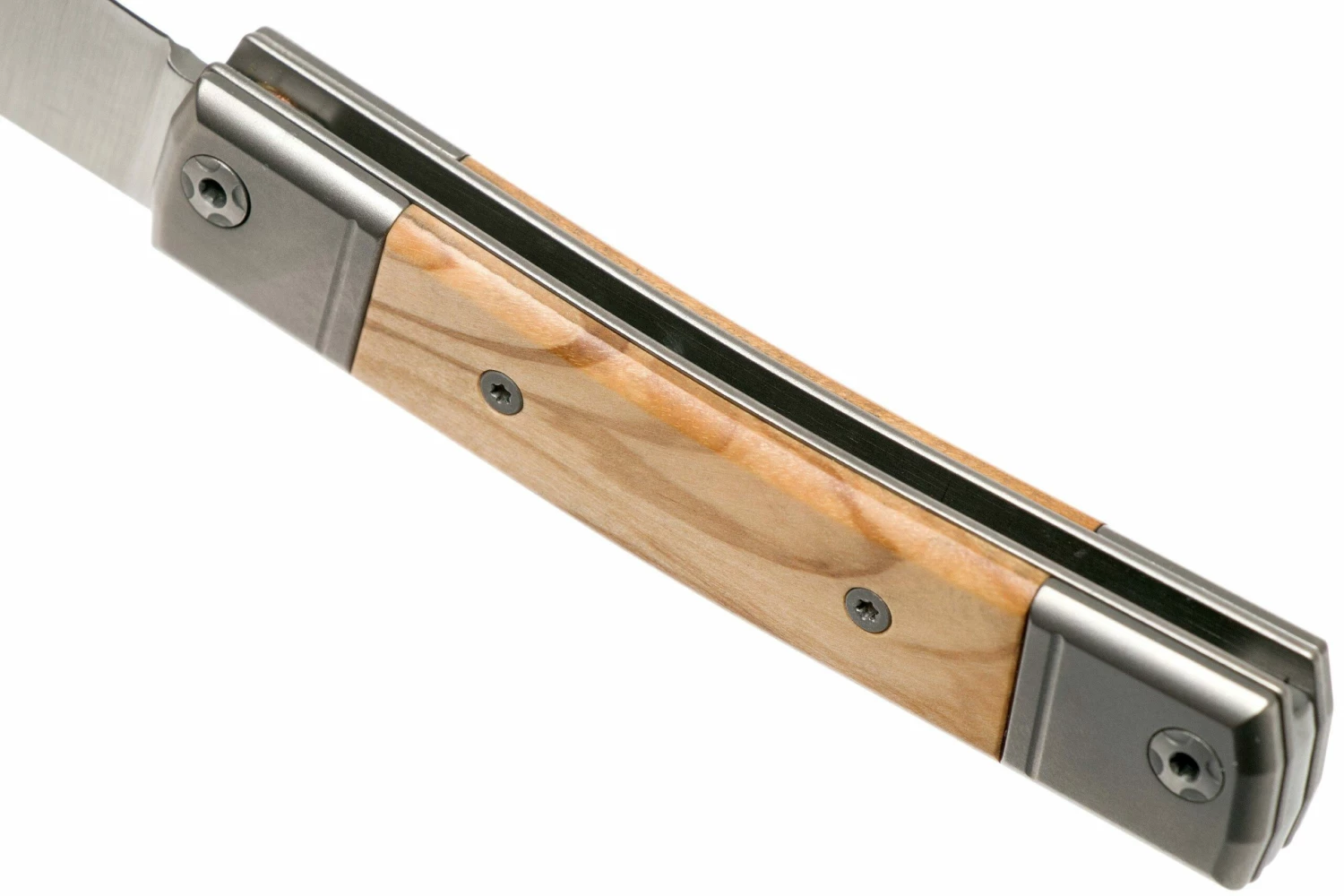 LionSteel BestMan BM1 UL Olive Couteau De Poche Slipjoint 7 LionSteel BestMan BM1 UL Olive Couteau De Poche Slipjoint – Image 5