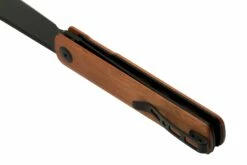 SENCUT Bronte SA08E Black Stonewashed, Cuibourtia Wood, Couteau De Poche -KNIVESANDTOOLS Magasin SESA08E 04 sencut