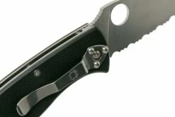 Spyderco Tenacious C122GS Serrated Couteau De Poche 14 Spyderco Tenacious C122GS Serrated Couteau De Poche -KNIVESANDTOOLS Magasin SPC122GS 06 spyderco tenacious gekarteld spc122gs d6