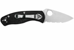 Spyderco Persistence Lightweight C136PSBK FRN Couteau De Poche Partiellement Dentelé -KNIVESANDTOOLS Magasin SPC136PSBK 02 spyderco
