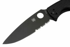 Spyderco Resilience Lightweight Black C142PSBBK FRN Couteau De Poche Partiellement Dentelé 10 Spyderco Resilience Lightweight Black C142PSBBK FRN Couteau De Poche Partiellement Dentelé -KNIVESANDTOOLS Magasin SPC142PSBBK 03 spyderco