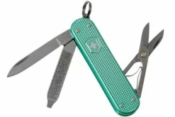 Victorinox Classic SD Alox Colors, Minty Mint 0.6221.221G Couteau Suisse
