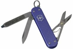 Victorinox Classic SD Alox Colours, Electric Lavender 0.6221.223G Couteau Suisse