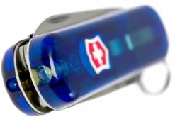 Victorinox Signature Lite Bleu Transparent 0.6226.T2 Couteau Suisse -KNIVESANDTOOLS Magasin VT0 6226 T2 04 victorinox vt0 6226 t2 04