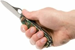 Victorinox Trailmaster Camouflage 0.8463.MW94 Couteau Suisse -KNIVESANDTOOLS Magasin VT0 8463 MW94 06 victorinox vt0 8463 mw94 06