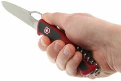 Victorinox Rangergrip 61 Rouge-noir 0.9553.MC Couteau Suisse -KNIVESANDTOOLS Magasin VT0 9553 MC 04 victorinox rangergrip 61 vt0 9553 mc d4