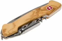 Victorinox Wine Master Olive 0.9701.64 Couteau Suisse -KNIVESANDTOOLS Magasin VT0 9701 64 05 victorinox wine master vt0 9701 64 05