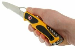 Victorinox Rangergrip Boatsman Jaune-noir 0.9798.MWC8 Couteau Suisse -KNIVESANDTOOLS Magasin VT0 9798 MWC8 06 victorinox rangergrip boatsman vt0 9798 mwc8 d6