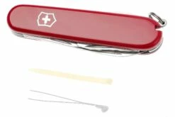 Victorinox Spartan, Rouge 1.3603, Couteau Suisse -KNIVESANDTOOLS Magasin VT1 3603 06 victorinox 3603 spartan red d6