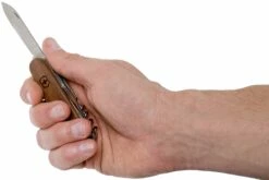 Victorinox Huntsman Bois 1.3711.63 Couteau Suisse -KNIVESANDTOOLS Magasin VT1 3711 63 05 victorinox