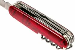 Victorinox Huntsman Rouge Transparent 1.3713.T Couteau Suisse -KNIVESANDTOOLS Magasin VT1 3713 T 03 victorinox vt1 3713 t 03