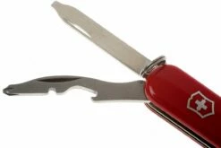 Victorinox Rambler, Rouge 5V06363, Couteau Suisse -KNIVESANDTOOLS Magasin VT5V06363 03 victorinox rambler vt5v06363 d3