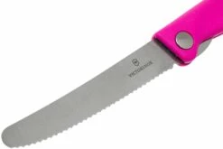 Victorinox SwissClassic Couteau à Légumes Pliant Rose, 6.7836.F5B -KNIVESANDTOOLS Magasin VT6 7836 F5B 03 victorinox
